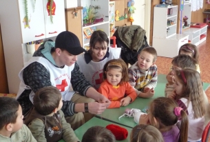 Bulgarian Red Cross Youth has launched new program to support children and youngsters